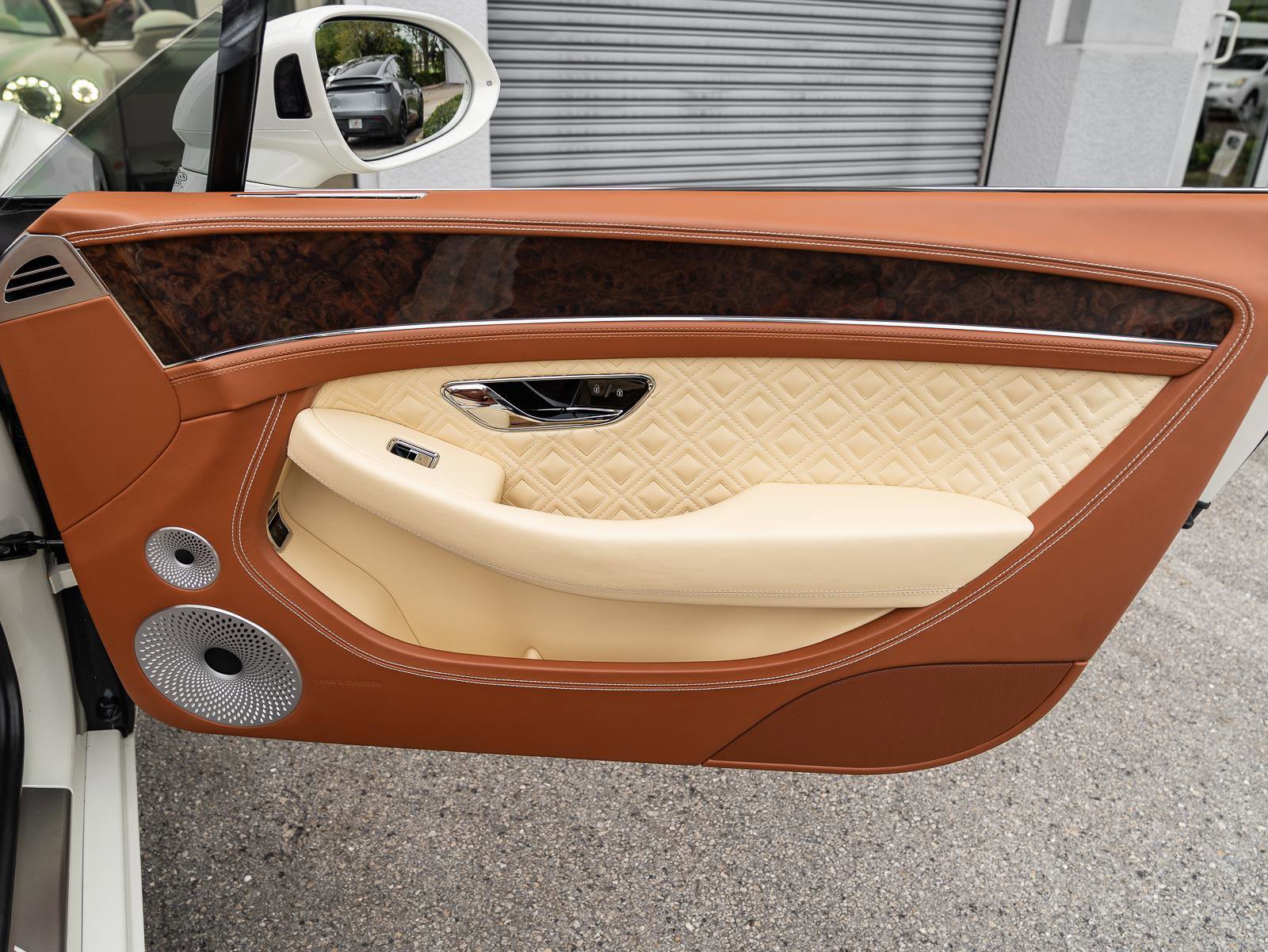 Used 2021 Bentley Continental GT image 32