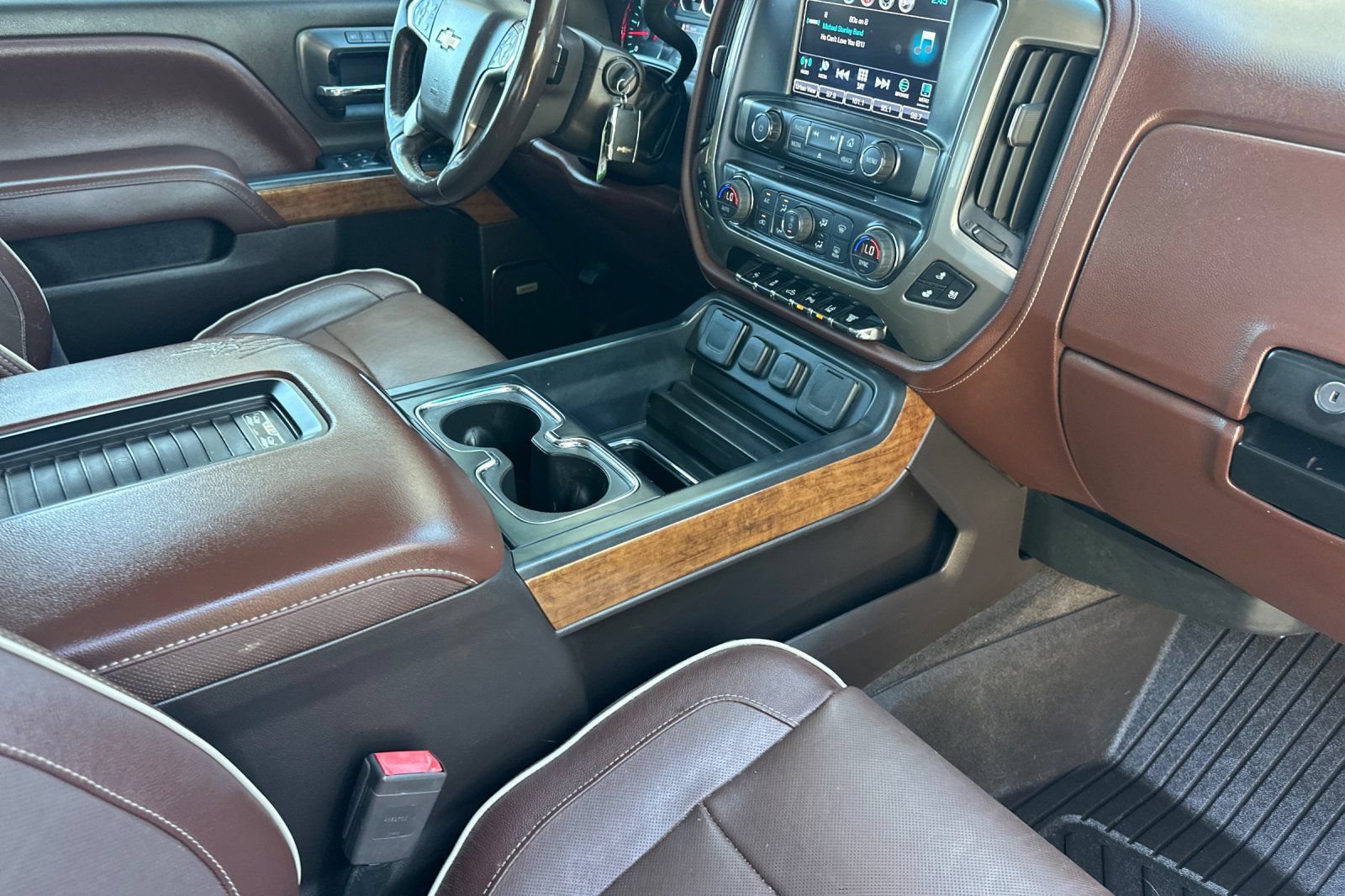 Used 2018 Chevrolet Silverado 3500 High Country w/ Duramax Plus Package AWD/4WD image 15