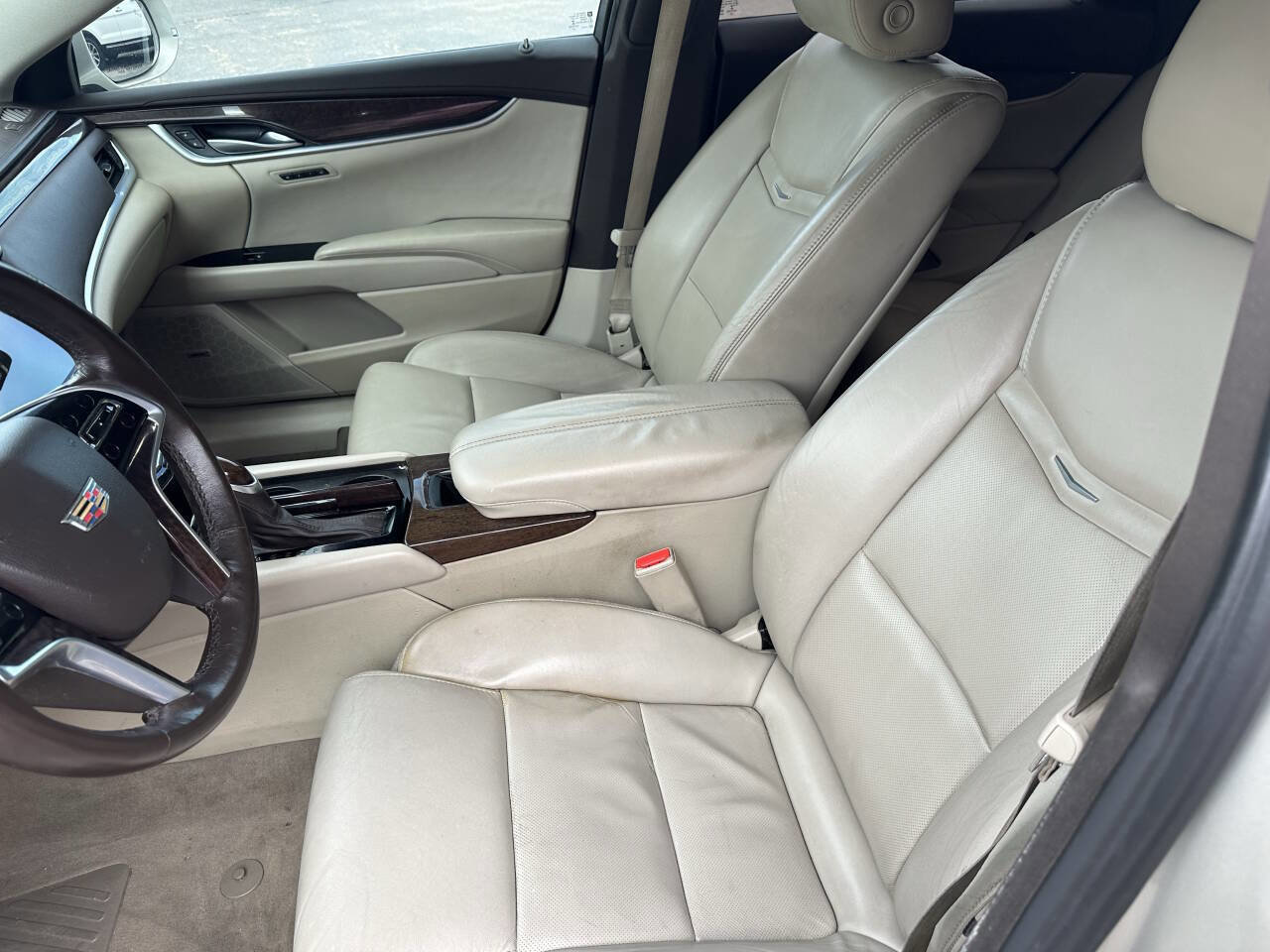 Used 2016 Cadillac XTS Luxury w/ Driver Awareness Package image 11