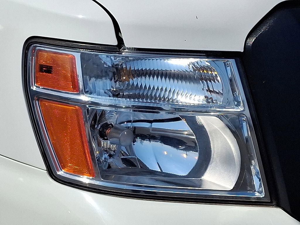 Used 2016 Nissan NV 2500 SV w/ Technology Package image 12