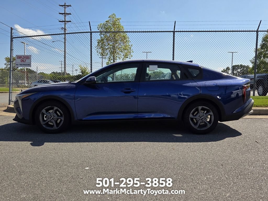 Used 2025 Kia K4 FWD image 2