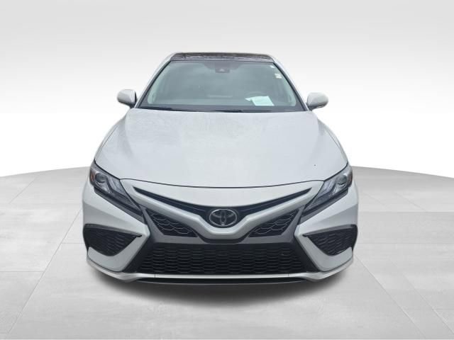 Used 2024 Toyota Camry XSE w/ Navigation Package image 10