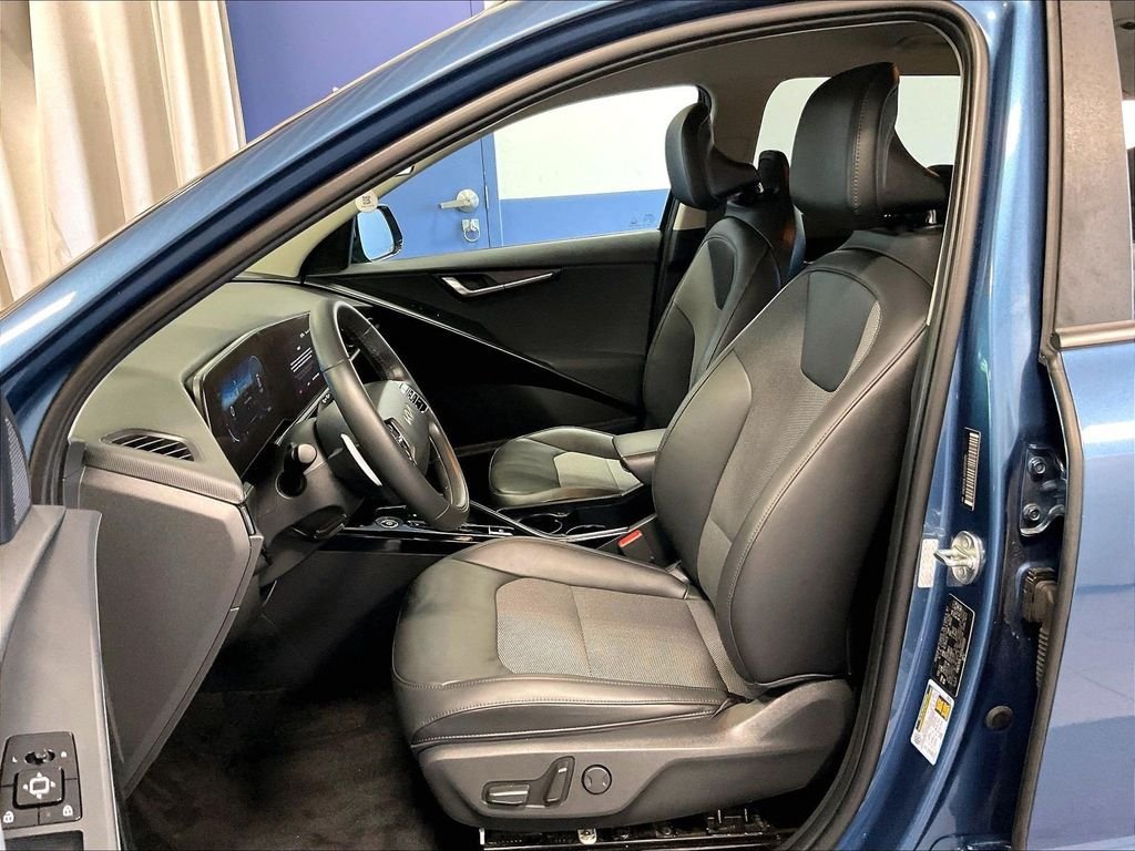 Used 2024 Kia Niro Wind w/ Wind Preserve Package FWD image 10