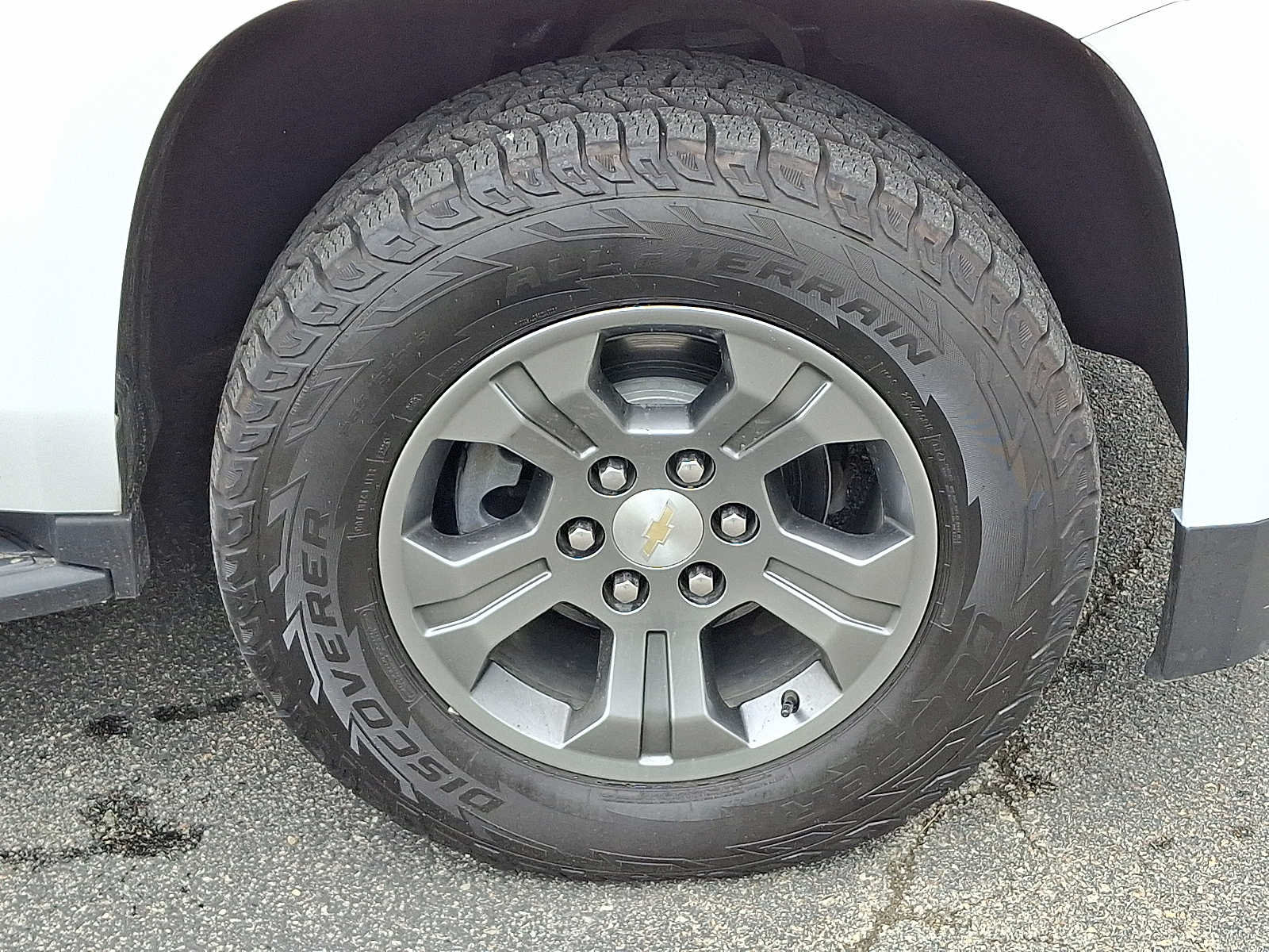 Used 2019 Chevrolet Tahoe LS w/ Max Trailering Package AWD/4WD image 8