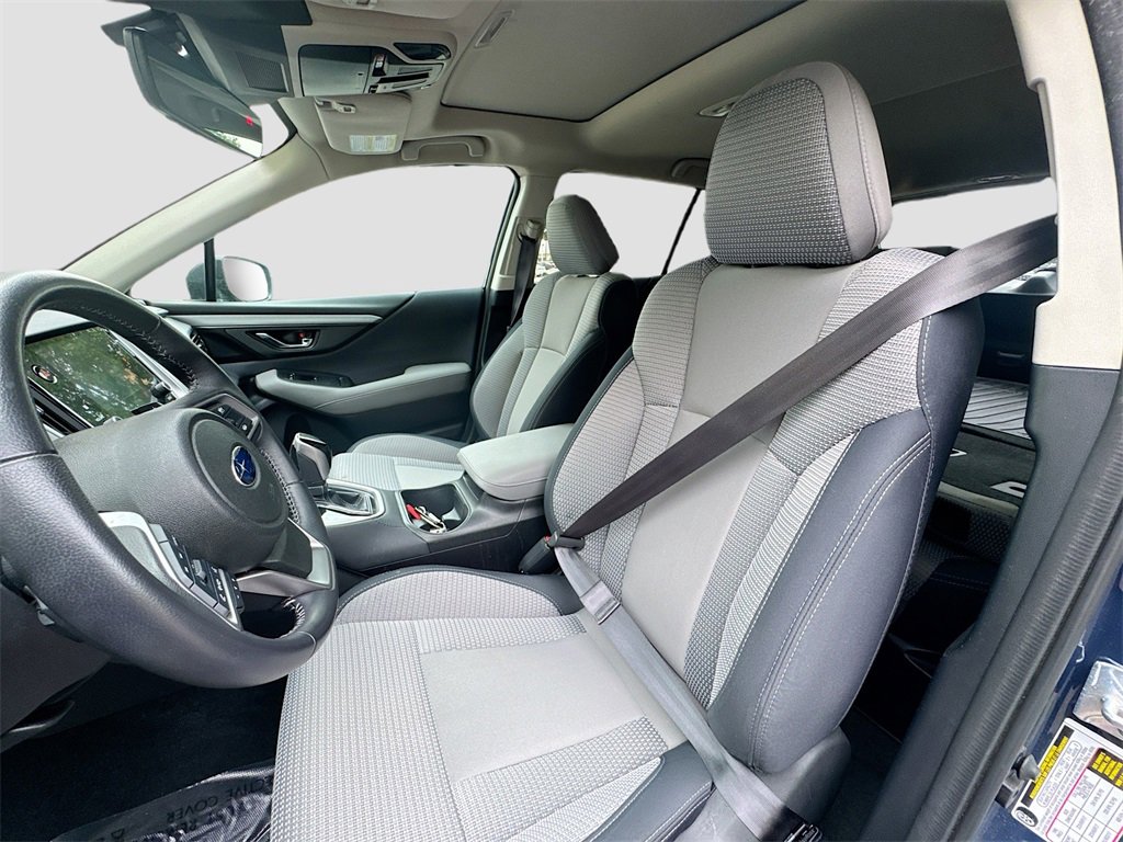 Used 2023 Subaru Outback Premium image 19
