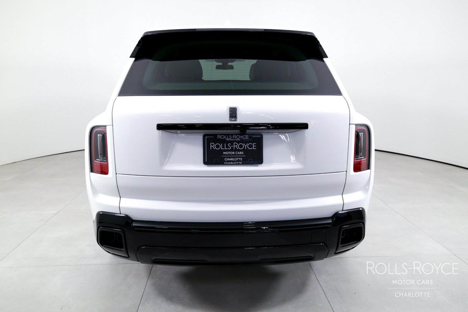 Used 2026 Rolls-Royce Cullinan AWD/4WD image 9