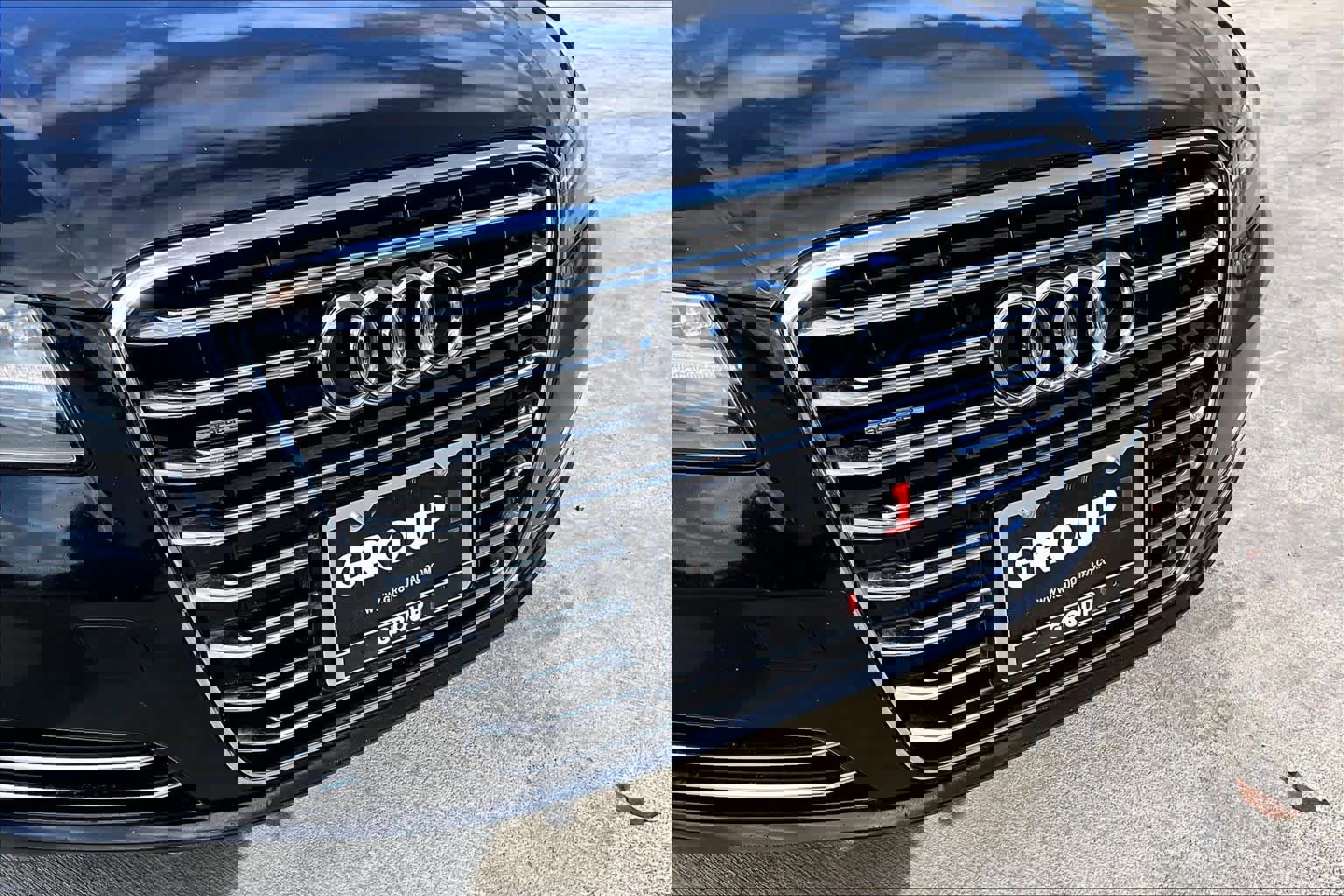 Used 2014 Audi A8 L 3.0T w/ Premium Package image 29