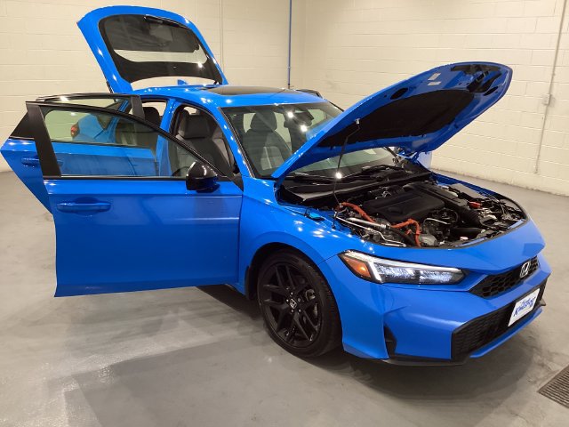 Used 2025 Honda Civic Sport image 9