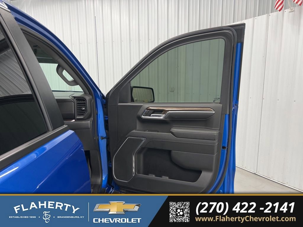 Used 2023 Chevrolet Silverado 1500 RST image 14