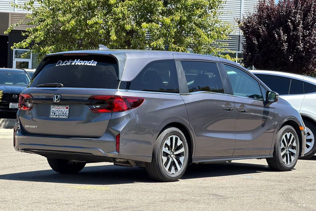 Used 2026 Honda Odyssey EX-L image 4