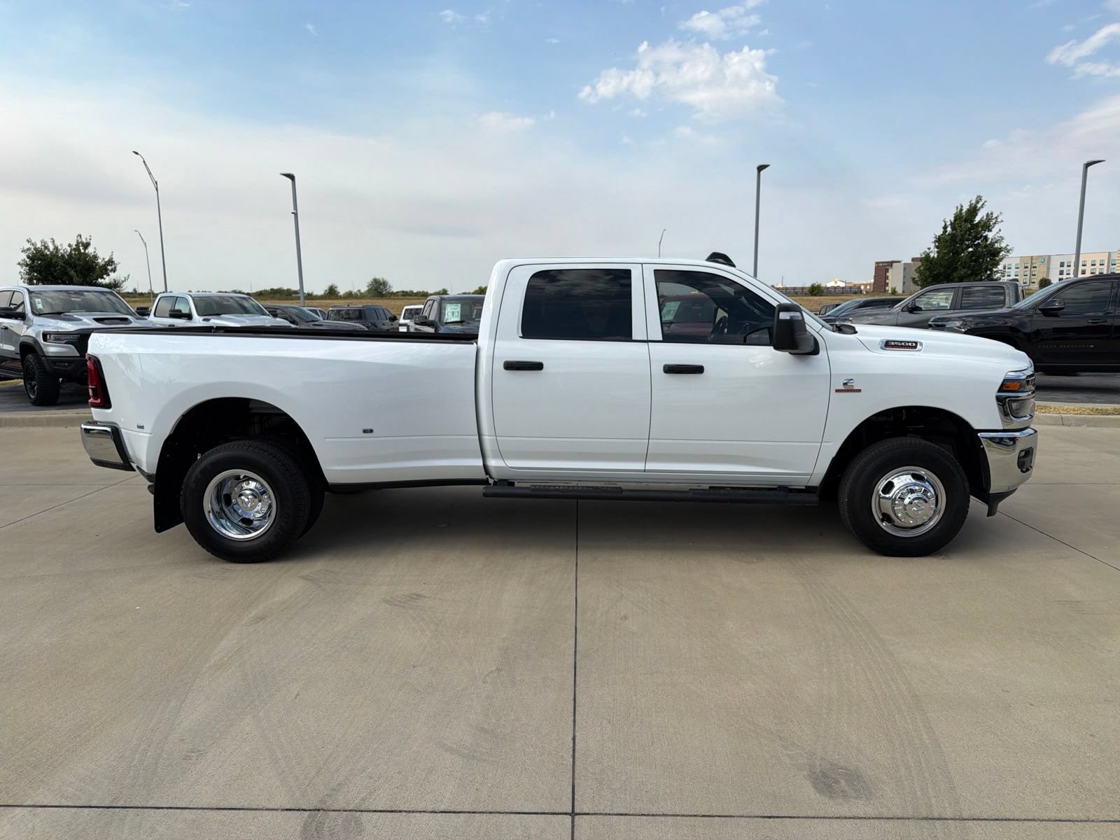 New 2027 RAM 3500 Tradesman AWD/4WD image 6