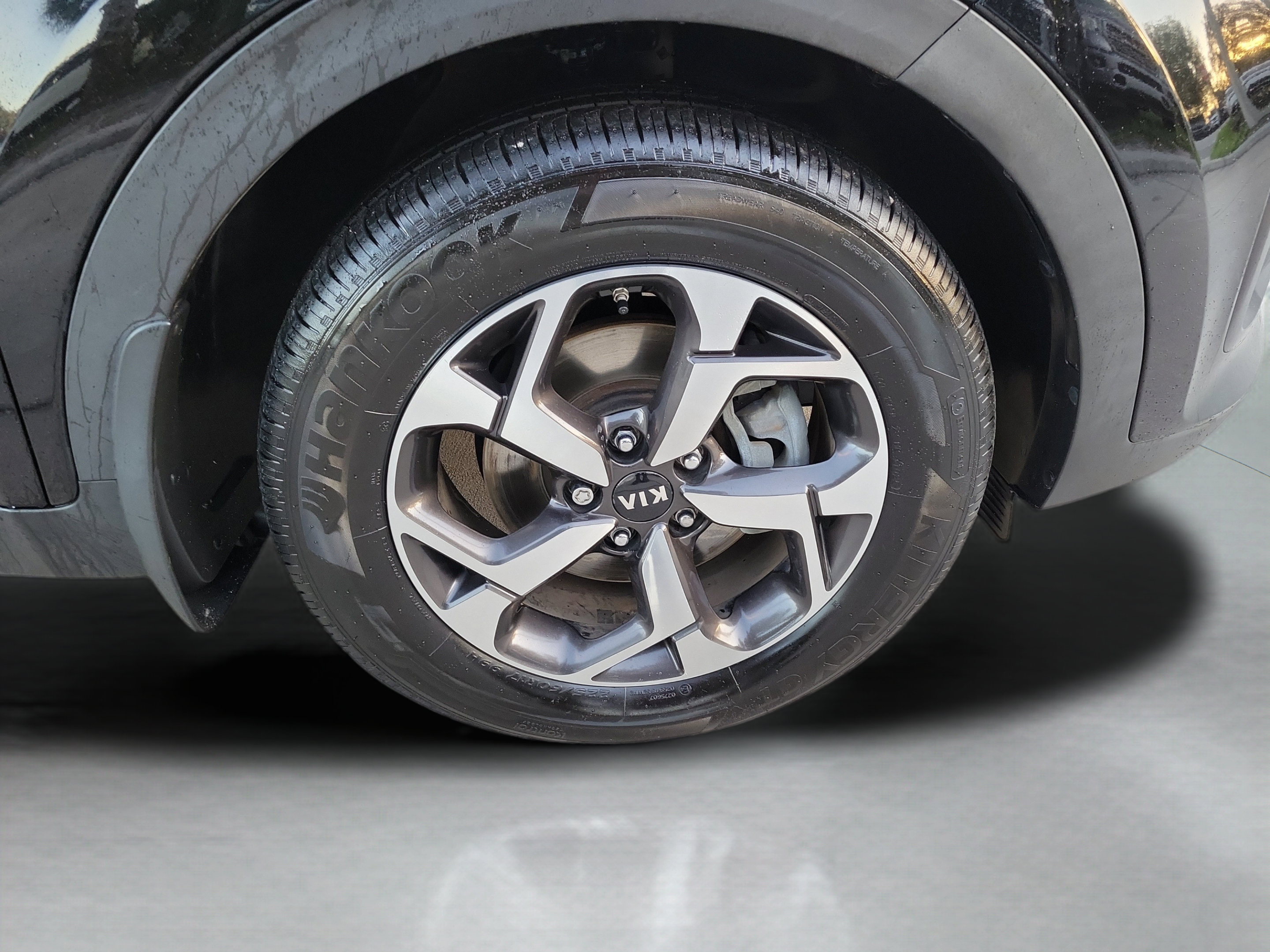 Used 2020 Kia Sportage LX FWD image 6