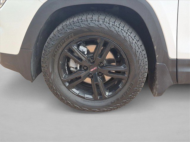 Certified 2024 GMC Terrain AT4 w/ Infotainment Package II AWD/4WD image 25