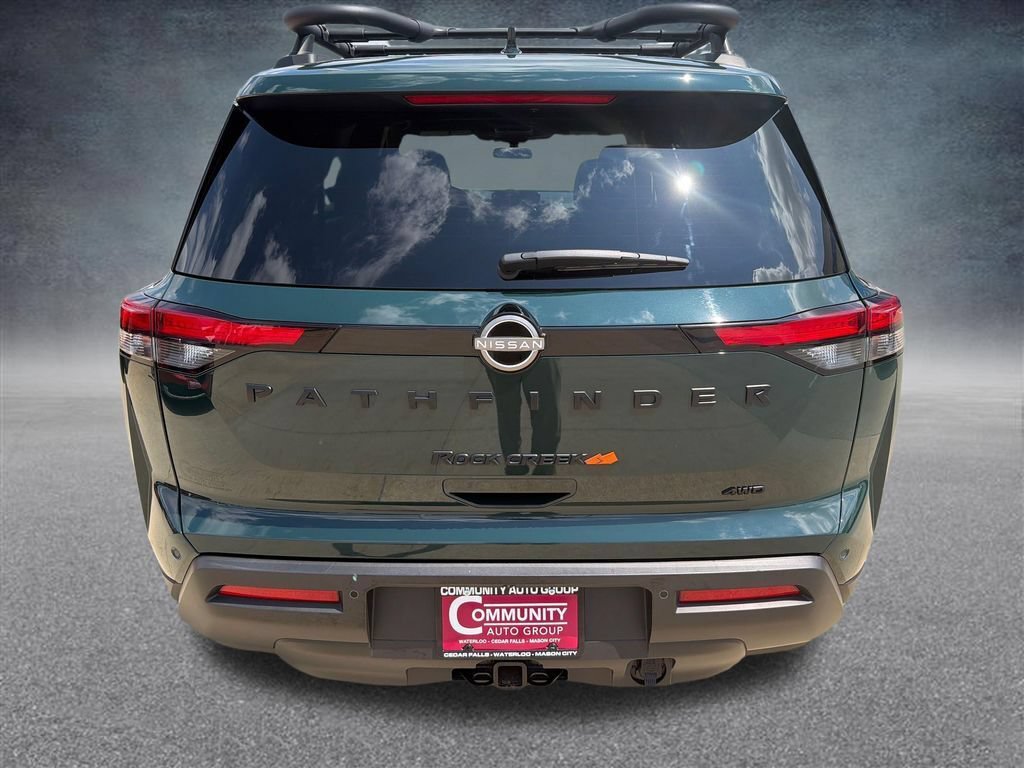 Used 2025 Nissan Pathfinder Rock Creek AWD/4WD image 4