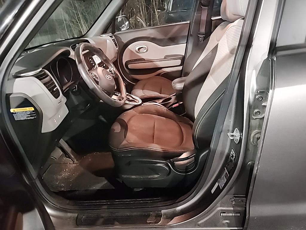 Certified 2016 Kia Soul + image 10