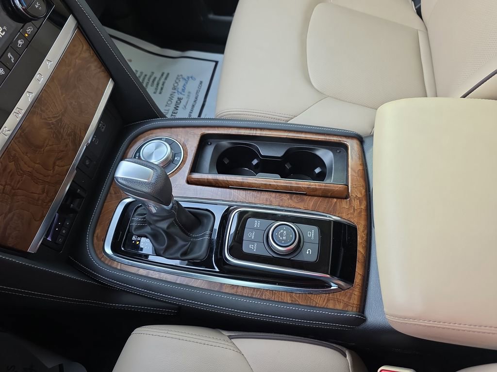 Used 2023 Nissan Armada SL w/ Cargo Package AWD/4WD image 24