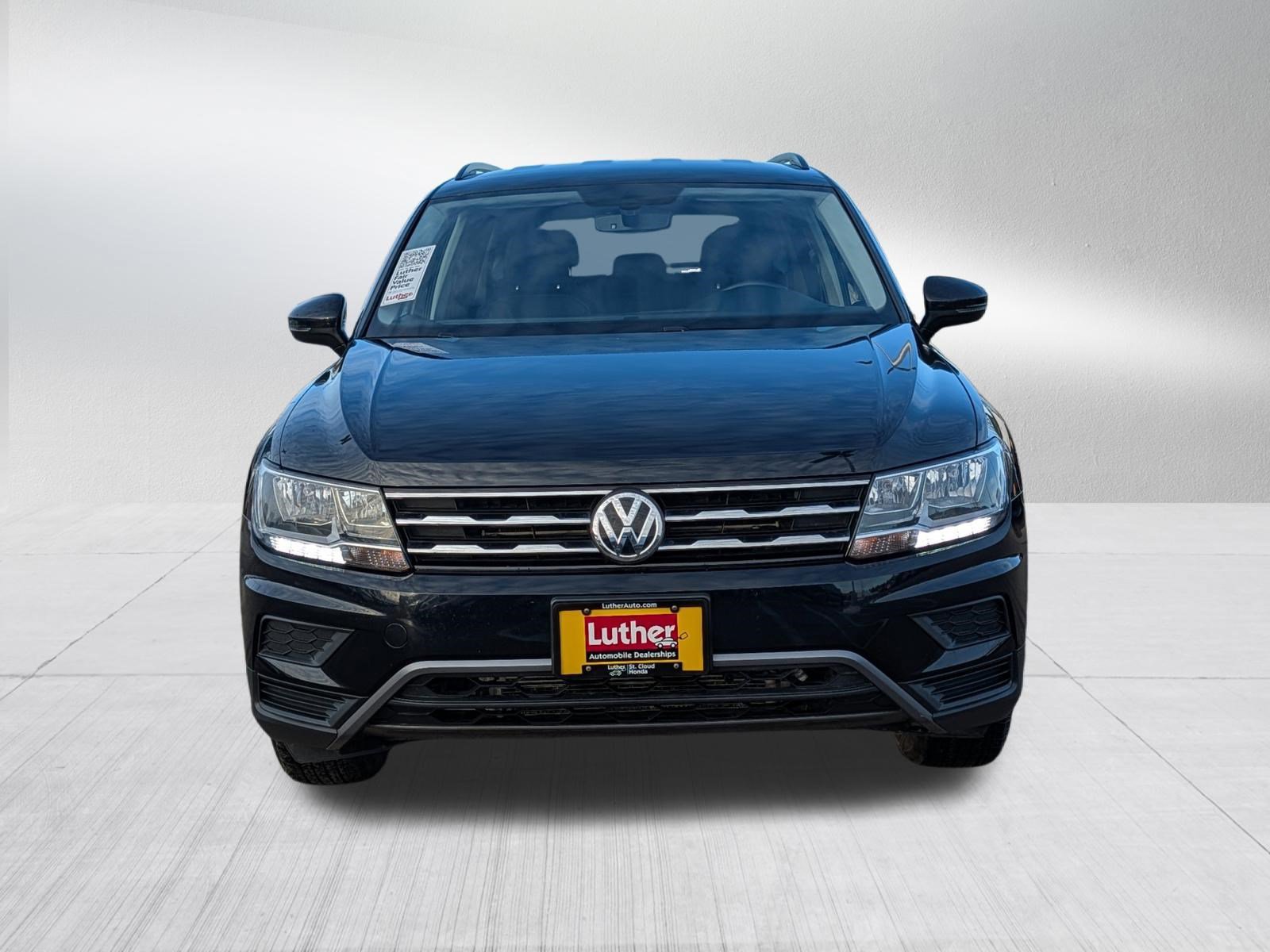 Used 2021 Volkswagen Tiguan SE image 2
