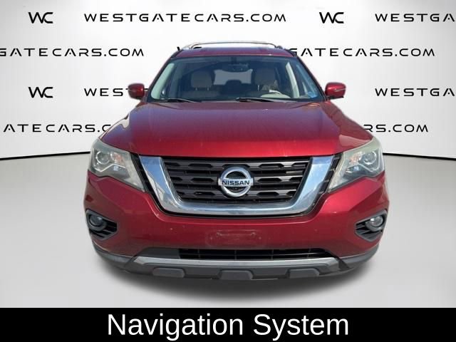 Used 2018 Nissan Pathfinder SL video 2