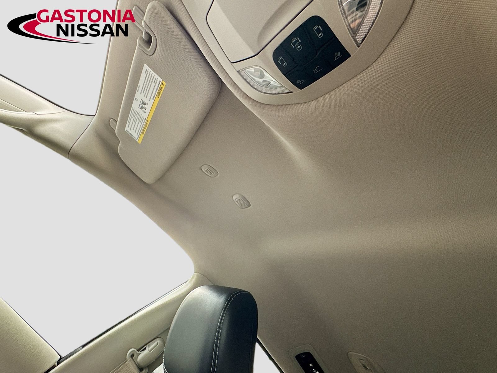 Used 2023 Chrysler Pacifica Touring-L FWD image 29