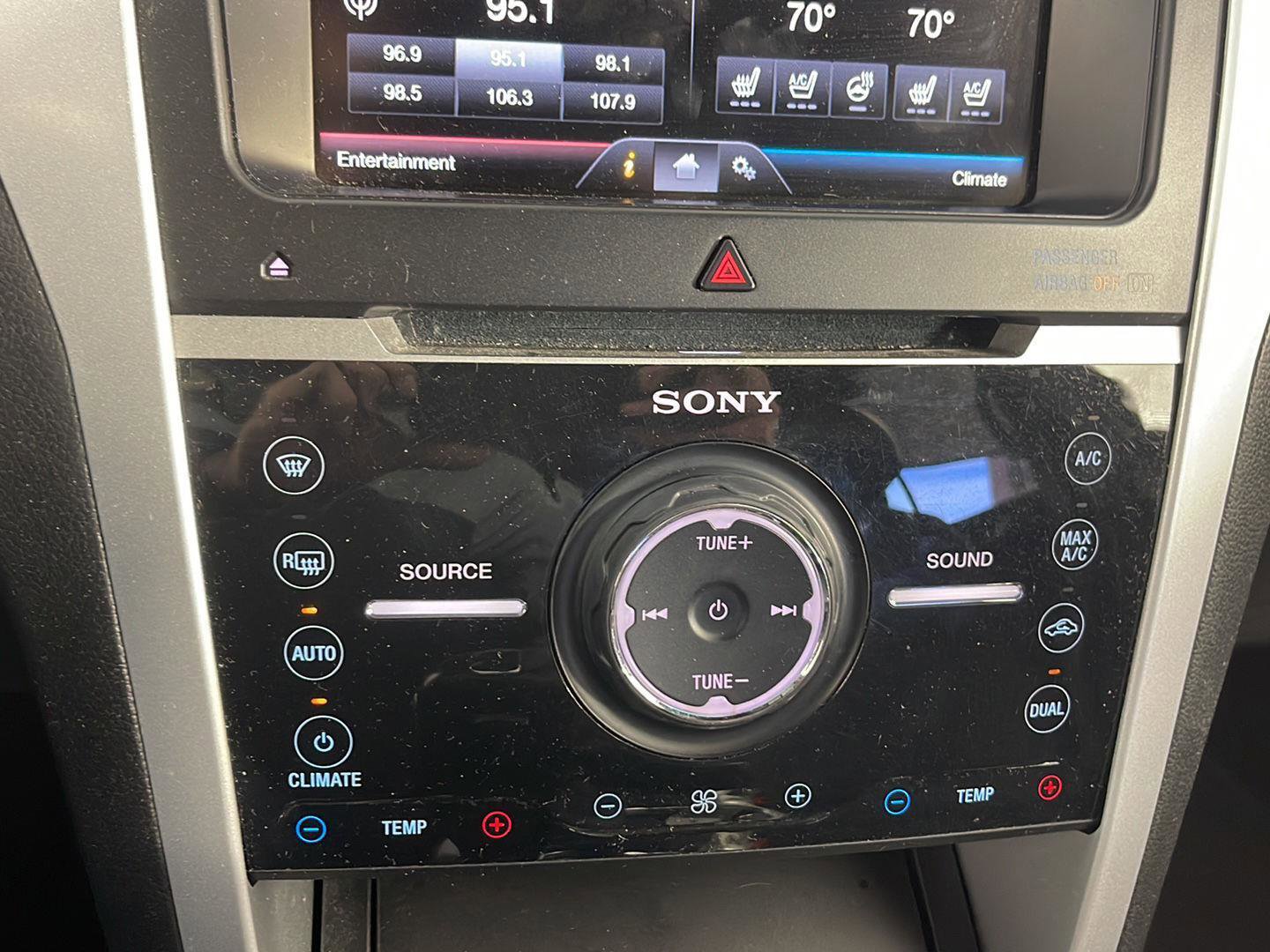 Used 2015 Ford Explorer Limited w/ Equipment Group 302A image 18