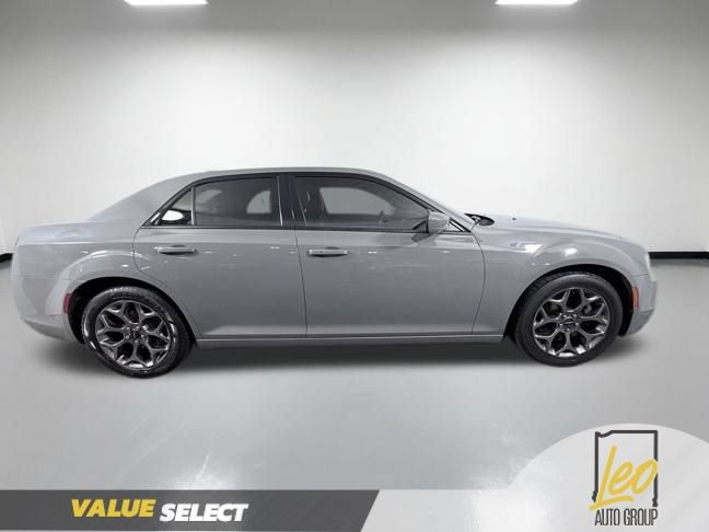 Used 2017 Chrysler 300 S AWD/4WD image 5