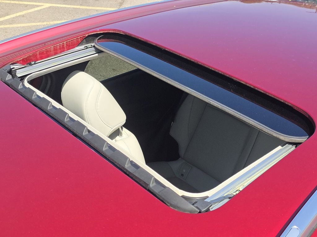 Used 2023 MAZDA CX-30 AWD 2.5 S w/ Premium Package image 3