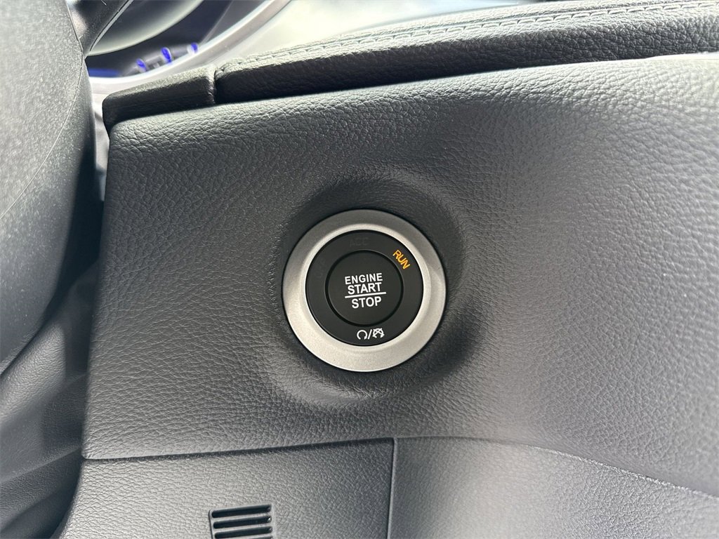 New 2026 Chrysler Pacifica Select image 18