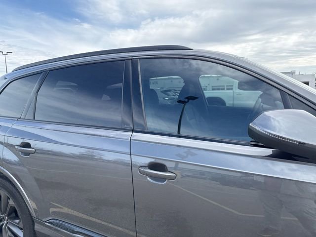 Used 2025 Audi Q7 3.0T Premium Plus image 11