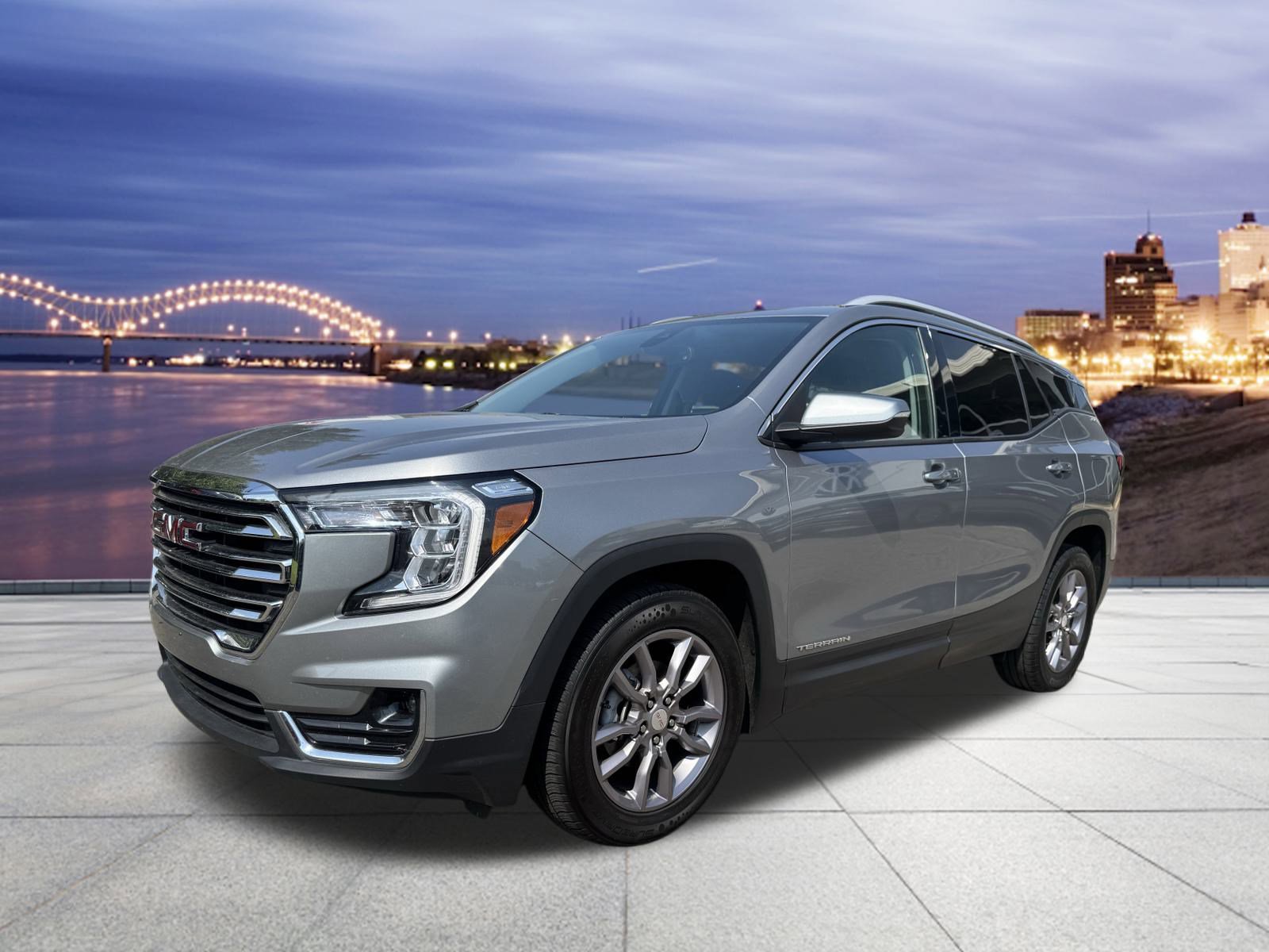 Used 2023 GMC Terrain SLT image 1