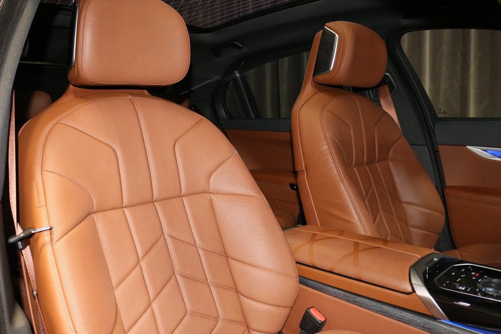 Used 2023 BMW 760i xDrive 760i xDrive image 15