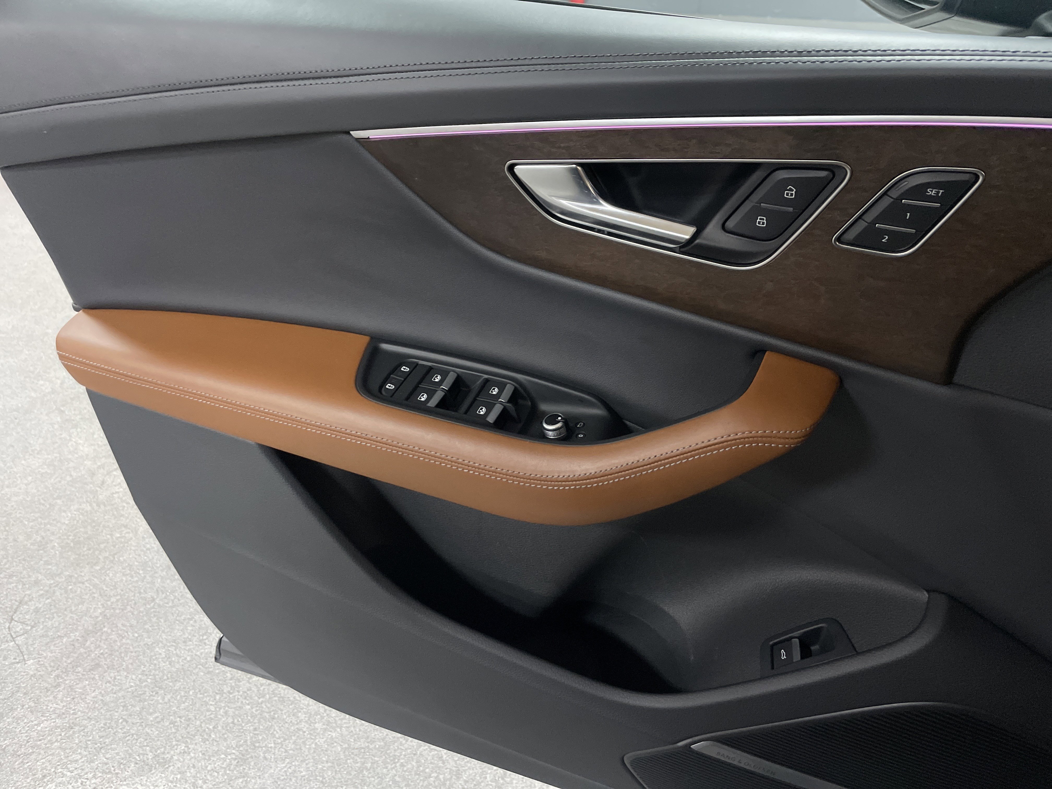 Used 2025 Audi Q7 3.0T Prestige image 14