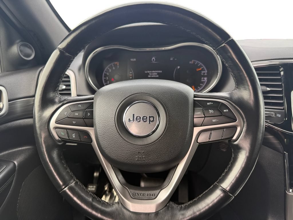 Used 2020 Jeep Grand Cherokee Laredo w/ Quick Order Package 2BN North AWD/4WD image 12