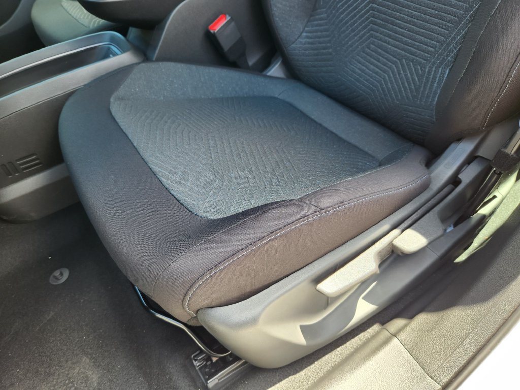 New 2026 Nissan Leaf w/ Floor Mat Package (S+) FWD image 13