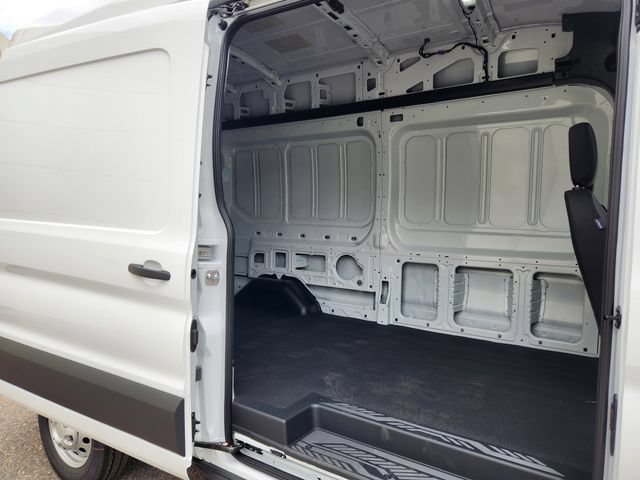 New 2026 Ford Transit 250 148 High Roof AWD image 19