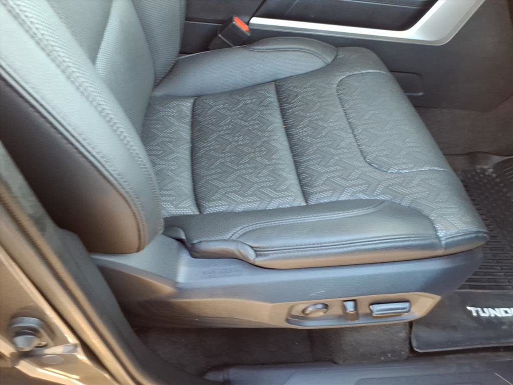 Used 2023 Toyota Tundra SR5 w/ SR5 Premium Package image 17
