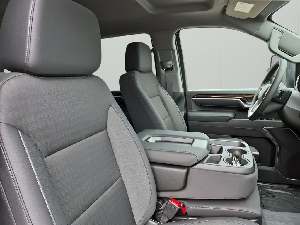 New 2026 GMC Sierra 2500 SLE w/ SLE Value Package; image 15