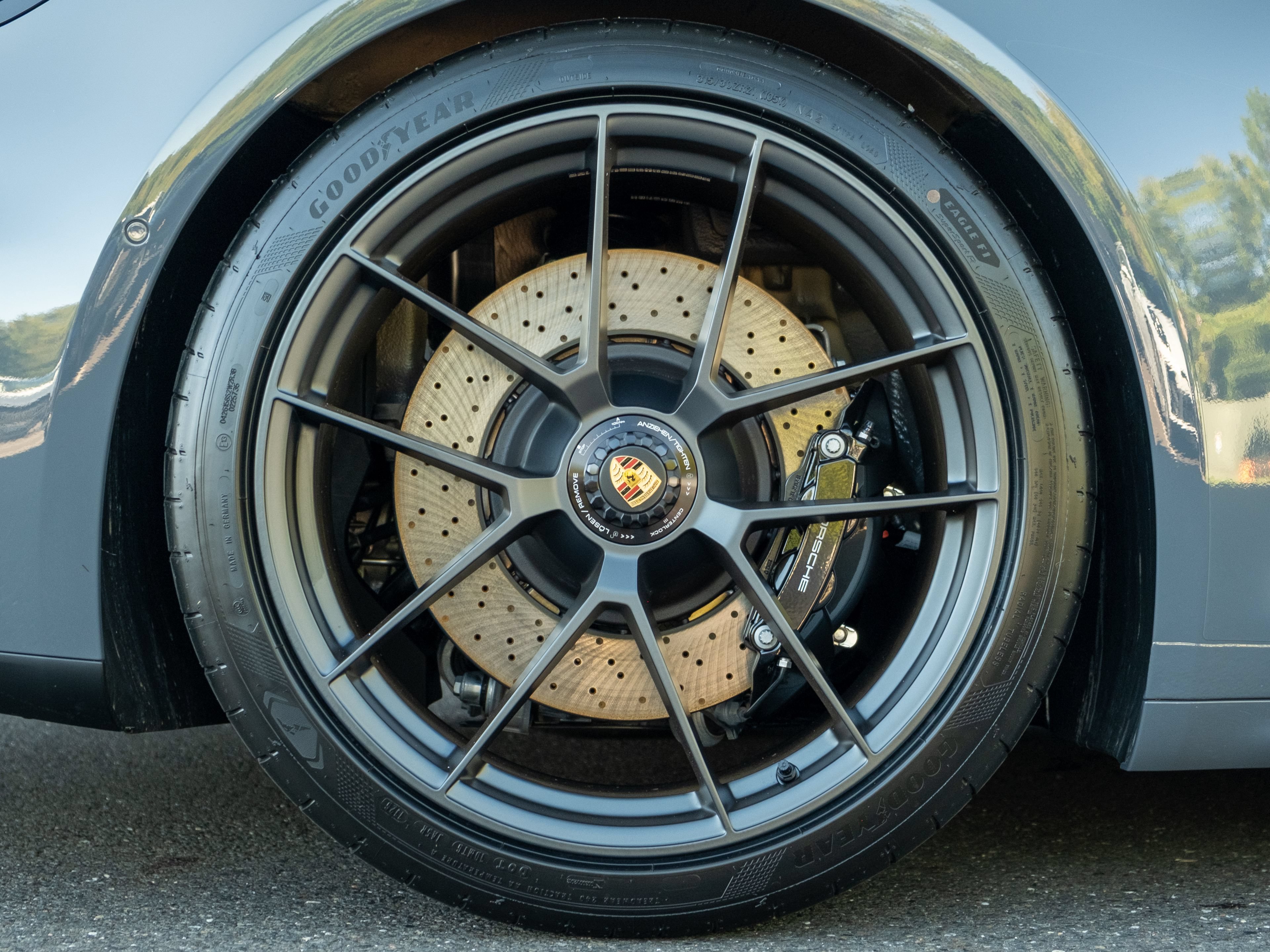 New 2026 Porsche 911 Carrera 4 GTS AWD/4WD image 14