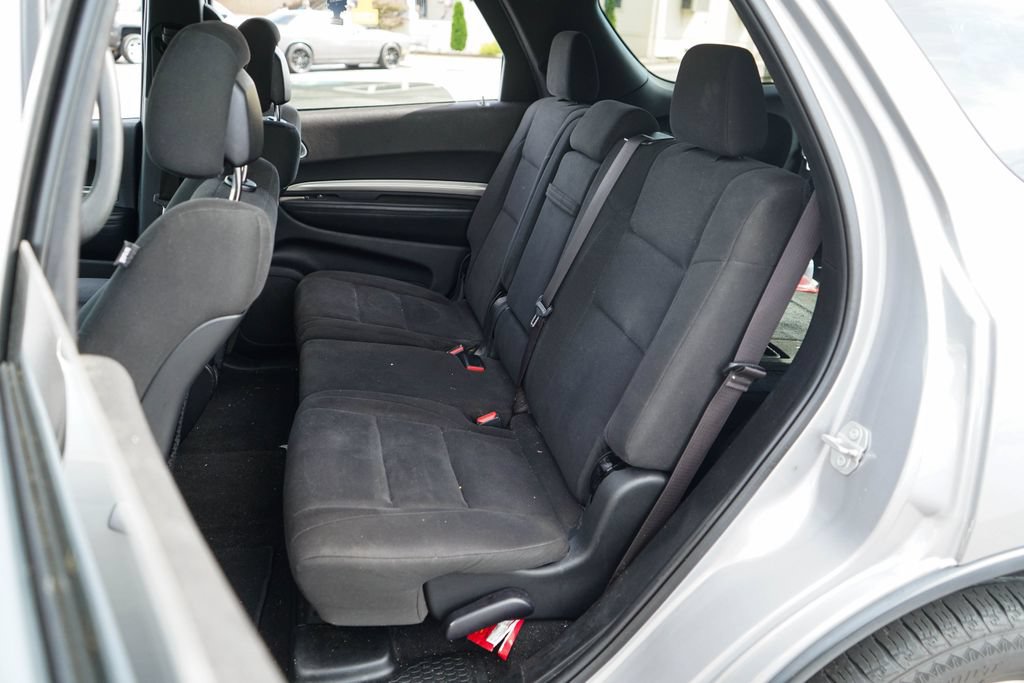 Used 2020 Dodge Durango SXT w/ 3rd Row Seating Group RWD image 9