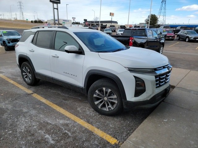 Certified 2025 Chevrolet Equinox LT w/ Convenience Package II image 2