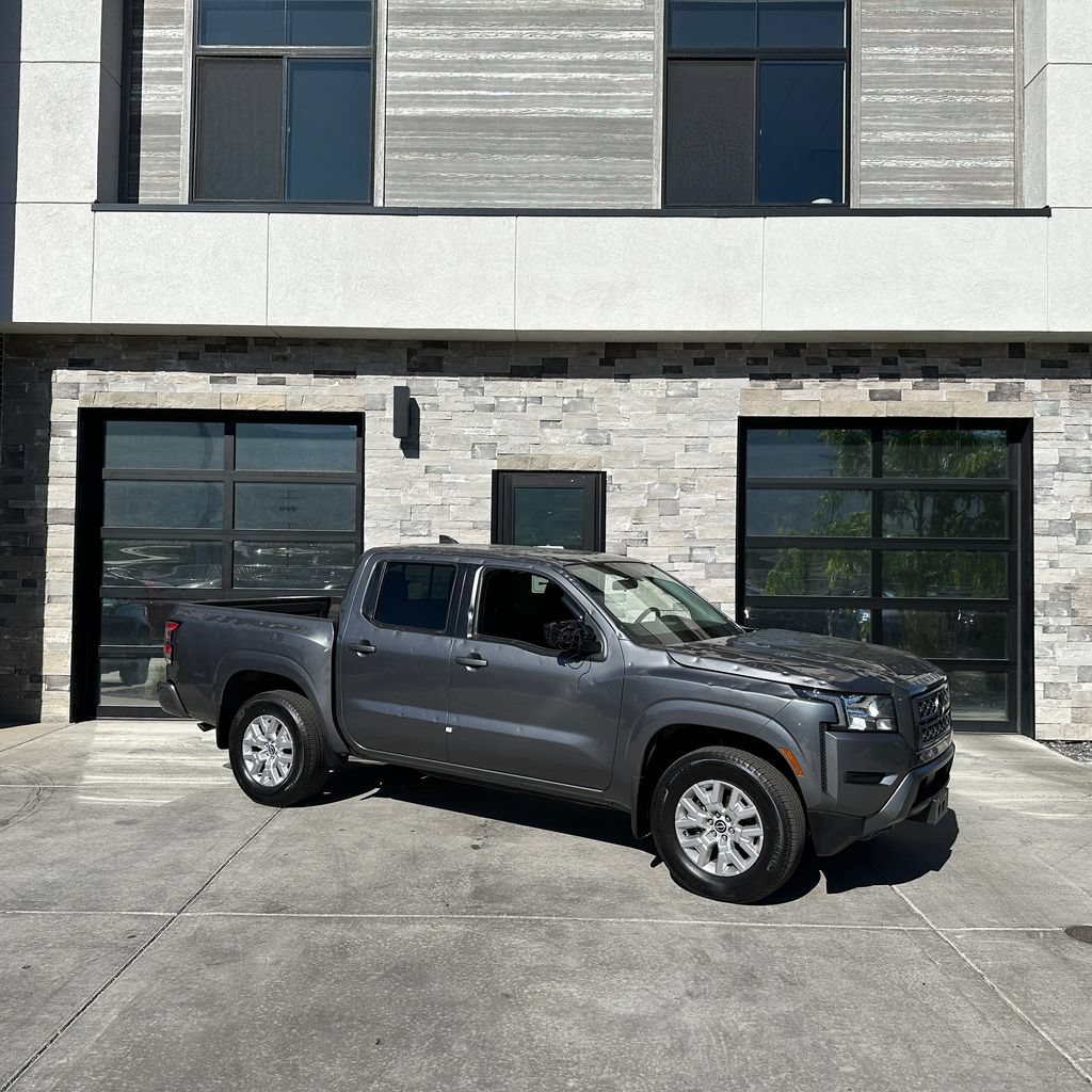 Used 2022 Nissan Frontier SV w/ Technology Package