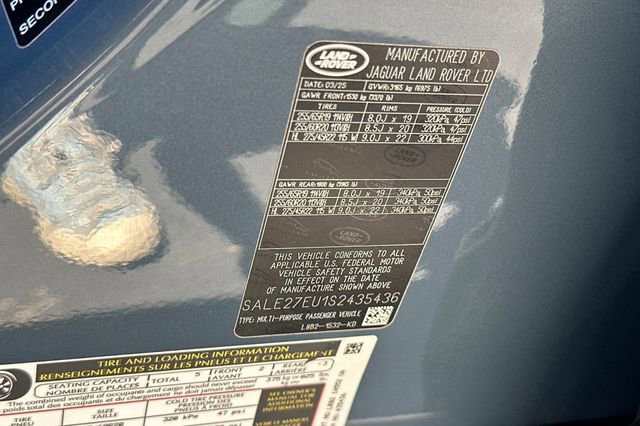 Certified 2025 Land Rover Defender 110 X-Dynamic SE AWD/4WD image 28