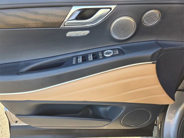 Used 2023 Genesis GV80 2.5T w/ Prestige Package image 21
