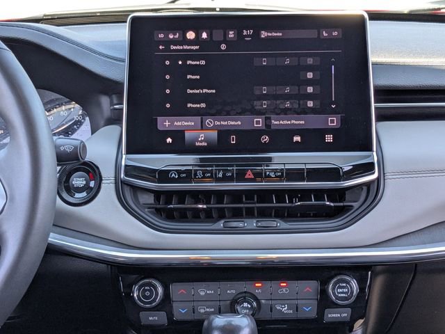 Used 2023 Jeep Compass Limited AWD/4WD image 18