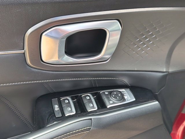 Used 2021 Kia Sorento SX AWD/4WD image 23