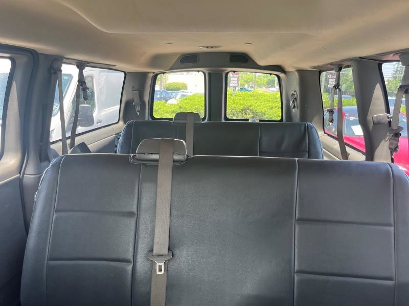 Used 2018 Chevrolet Express 2500 LT w/ LT Preferred Equipment Group image 13