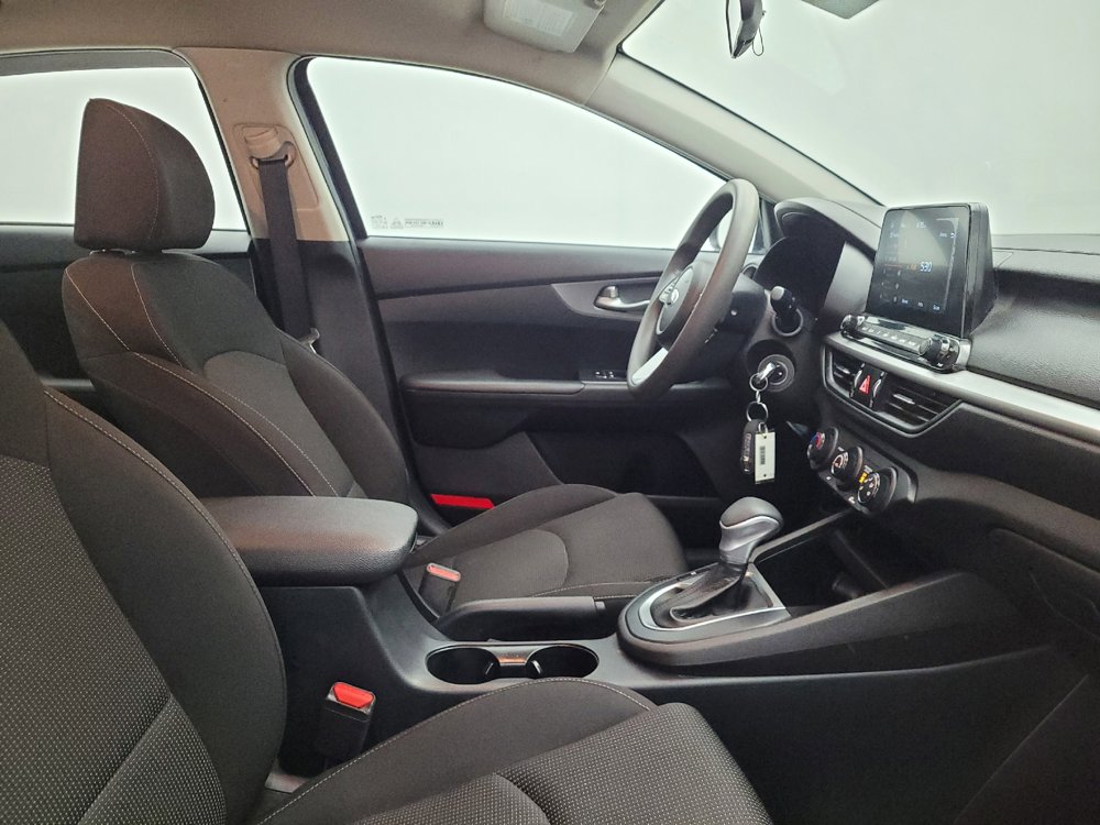 Used 2020 Kia Forte LXS FWD image 21