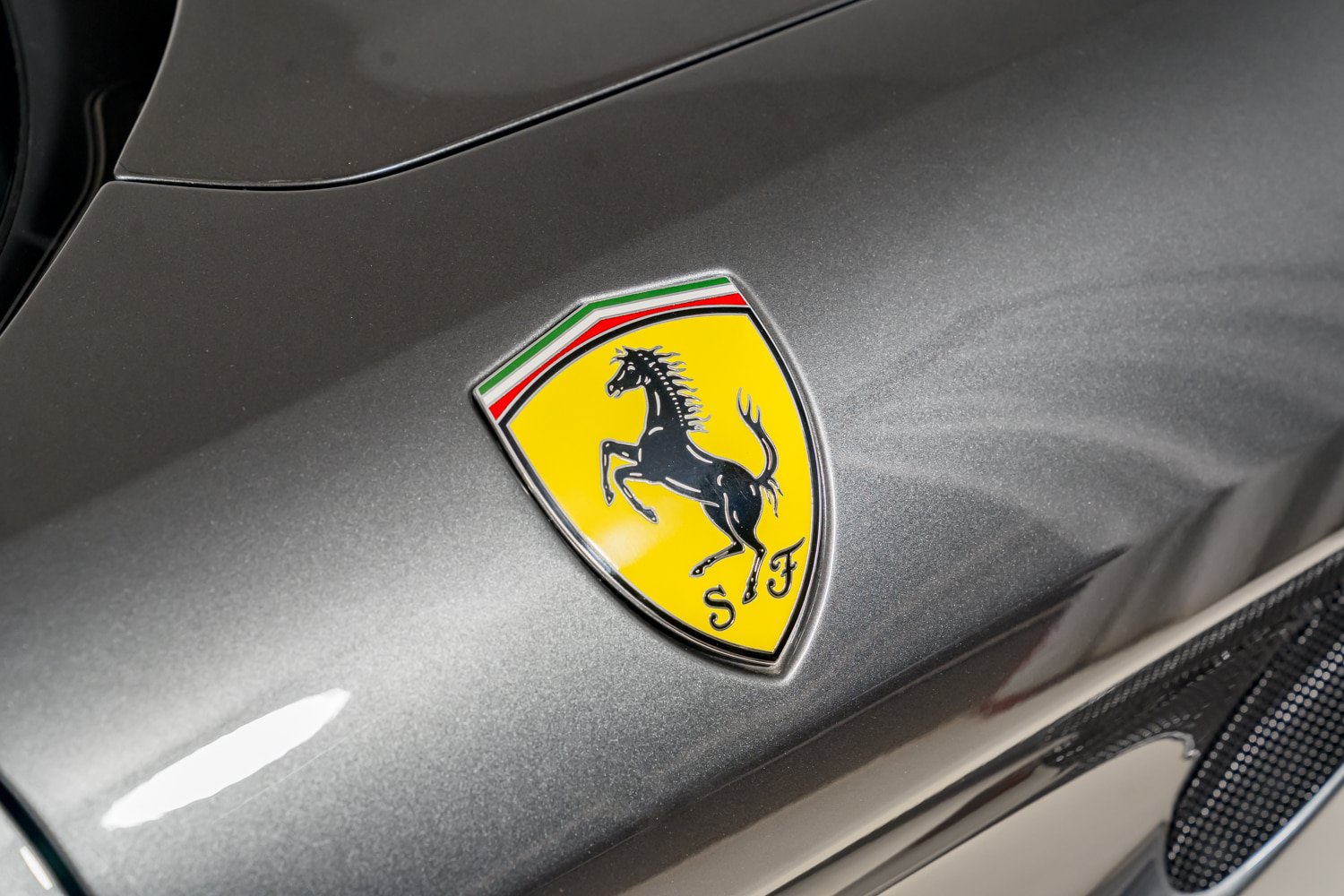 Used 2015 Ferrari California T RWD image 42