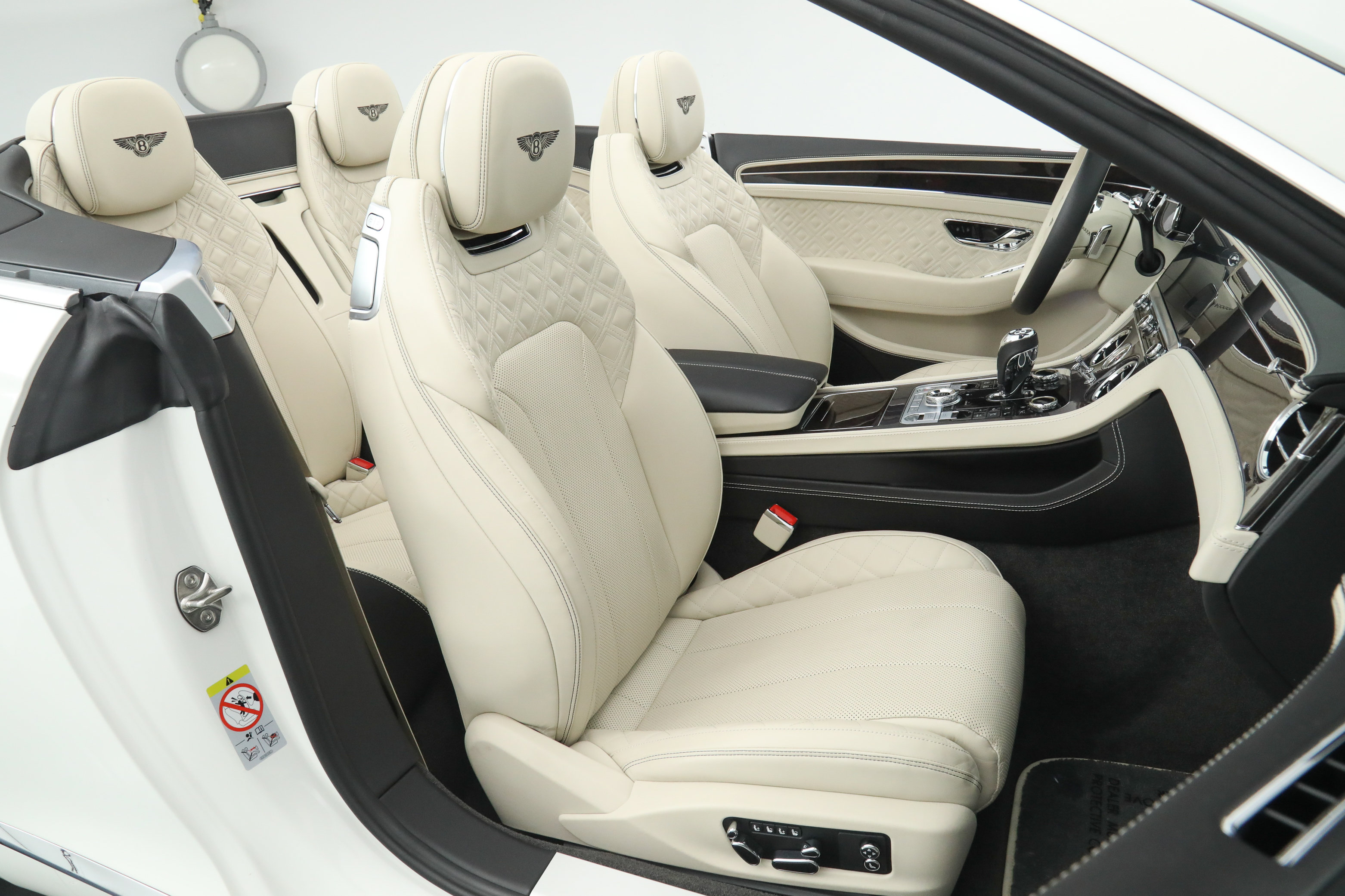 Used 2022 Bentley Continental GT AWD/4WD image 16