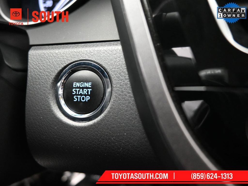 Used 2023 Toyota Camry XLE image 23