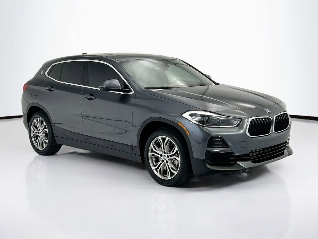 Certified 2022 BMW X2 sDrive28i w/ Convenience Package FWD image 3